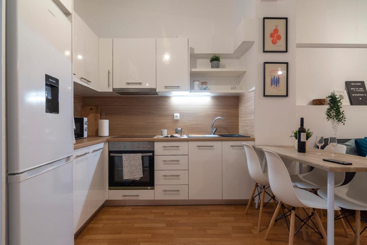 Modern 2Bd Apt In Athens , 3-Min Metro المظهر الخارجي الصورة
